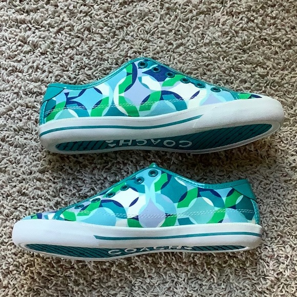 NWOT-Coach shoes - Picture 3 of 7